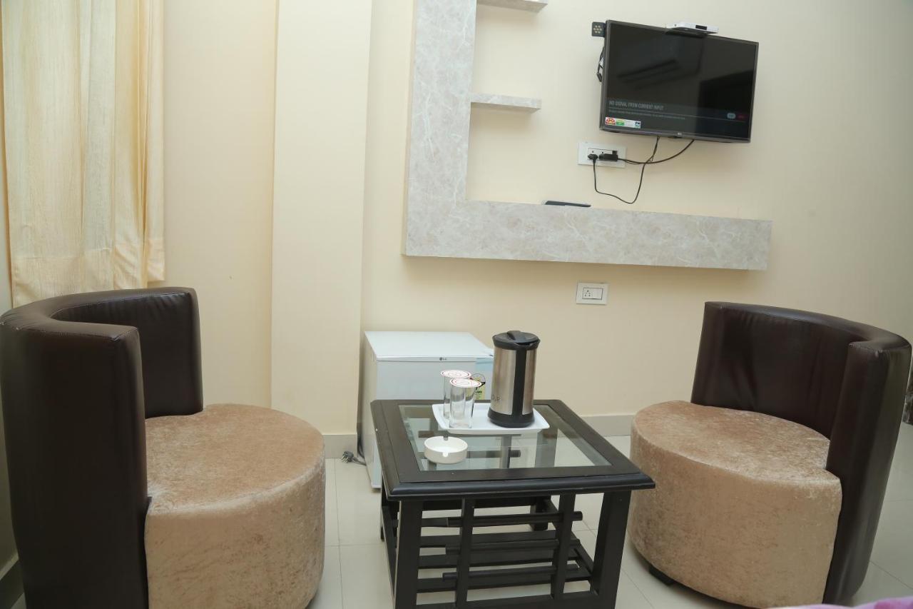 Hotel Golden Dreams Амритсар Экстерьер фото