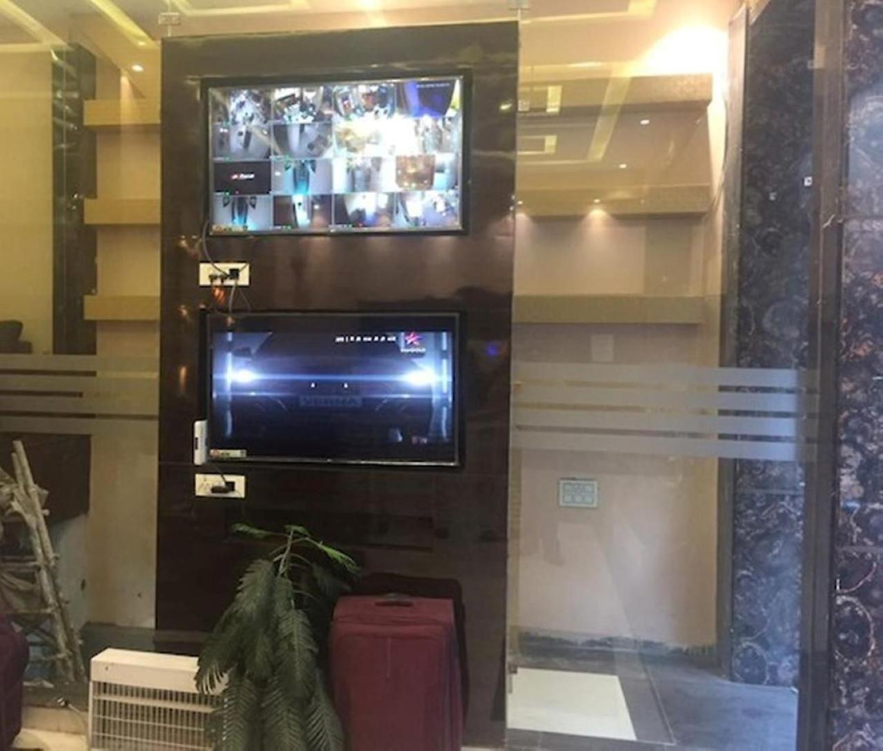 Hotel Golden Dreams Амритсар Экстерьер фото