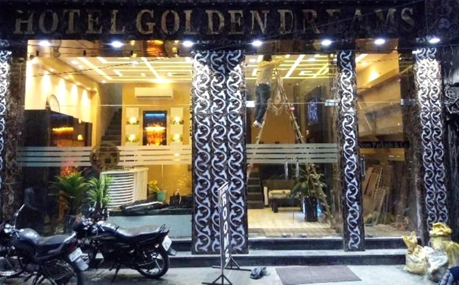 Hotel Golden Dreams Амритсар Экстерьер фото